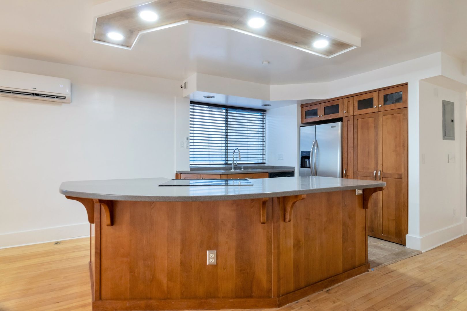 Salt Lake City Apartment: 264-268 N State St