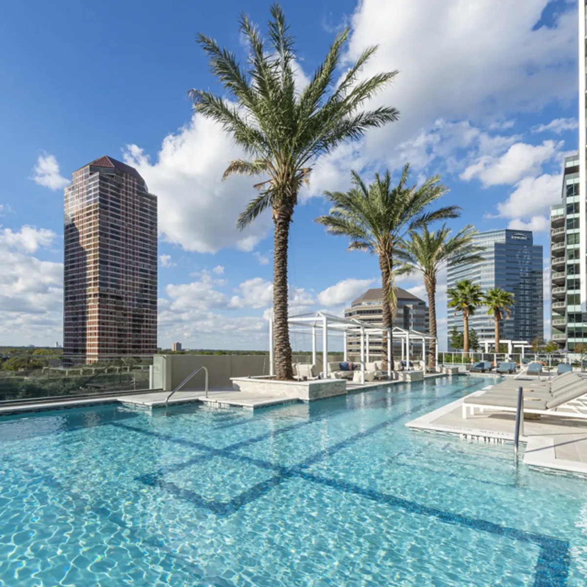 Houston Condo: 1617 Post Oak Blvd