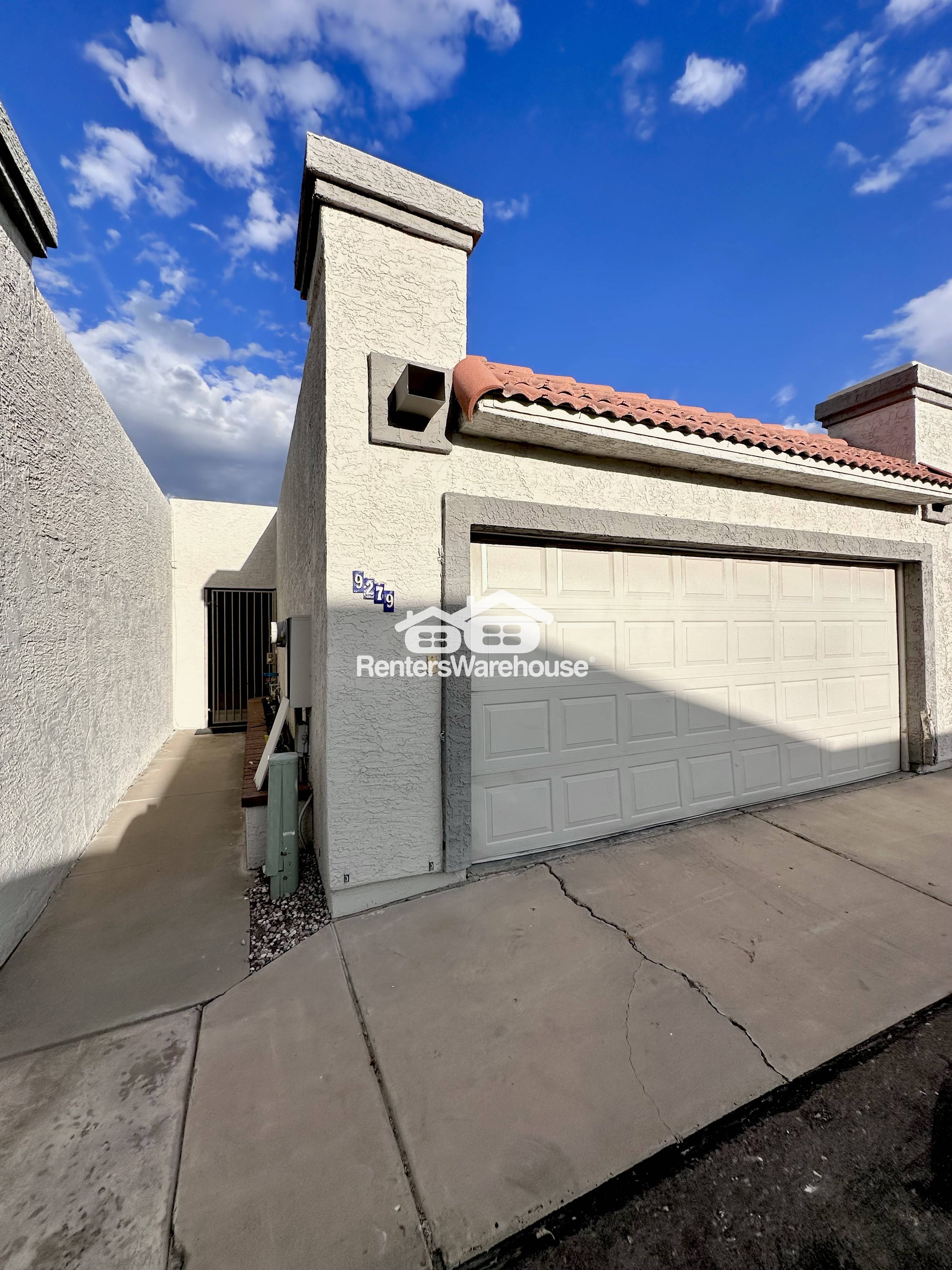 Glendale Townhome: 9279 N 47th Dr