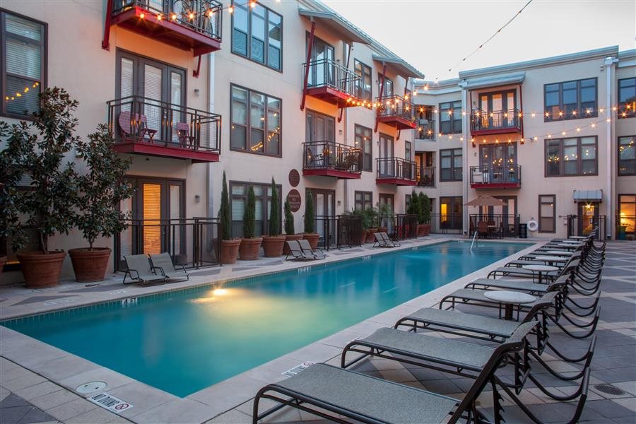 Austin Condo: 1613 West 5th Street