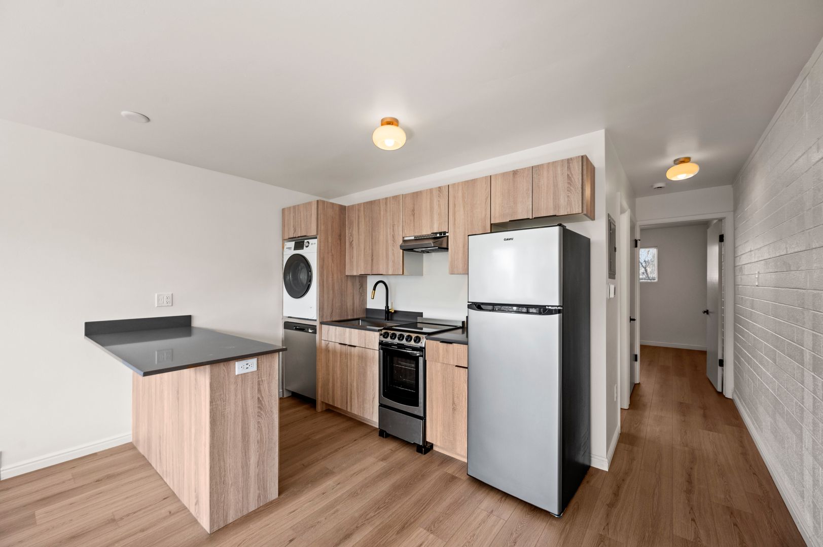 Salt Lake City Apartment: 277 N Center St