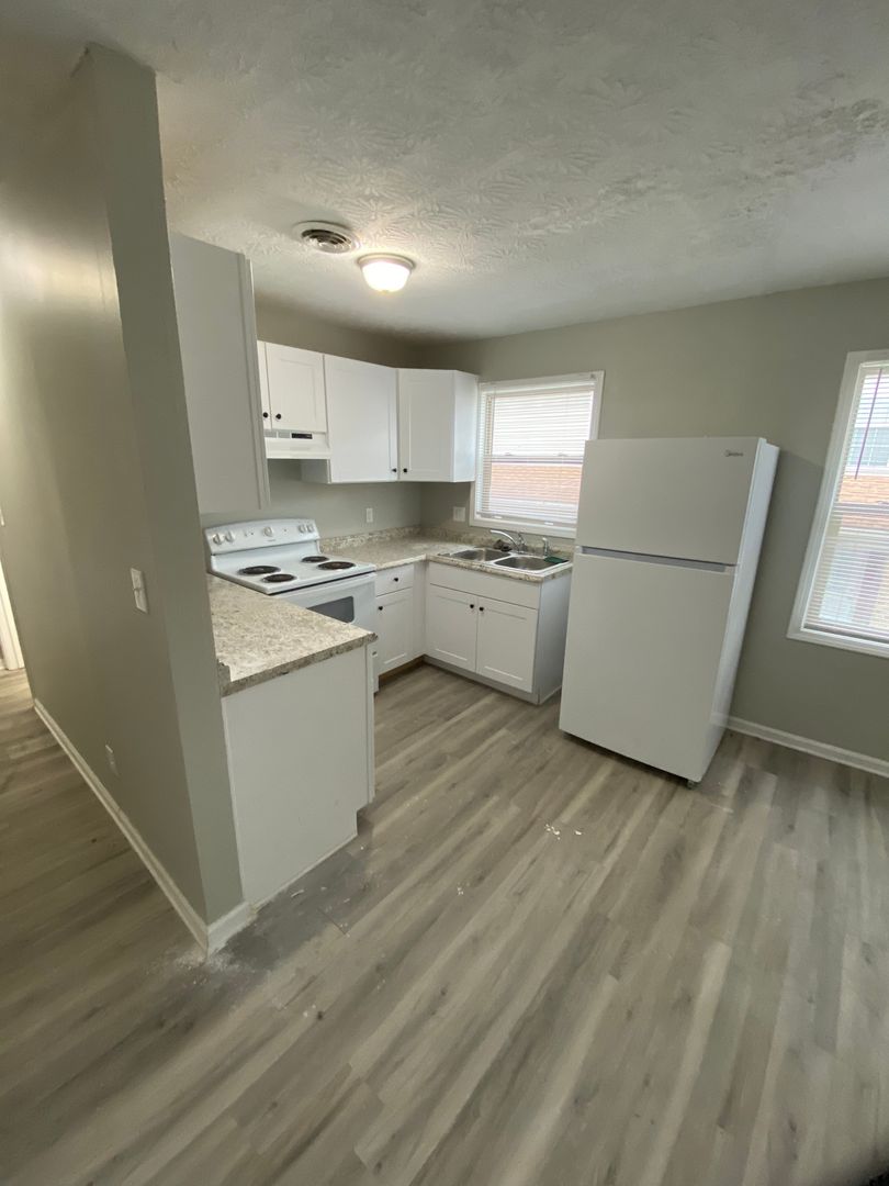 Frankfort Condo: 150 Landings Drive