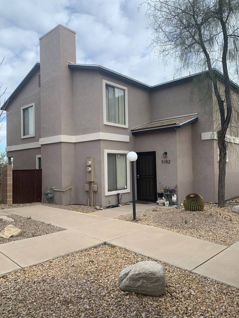 Tucson Condo: 8980 E Speedway