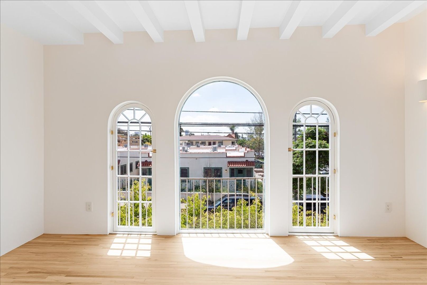 Los Angeles Condo: 800.5 N. Edinburgh Ave.