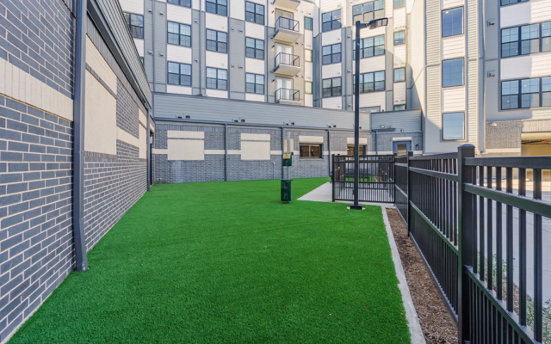 Austin Condo: 415 E Highland Mall Blvd