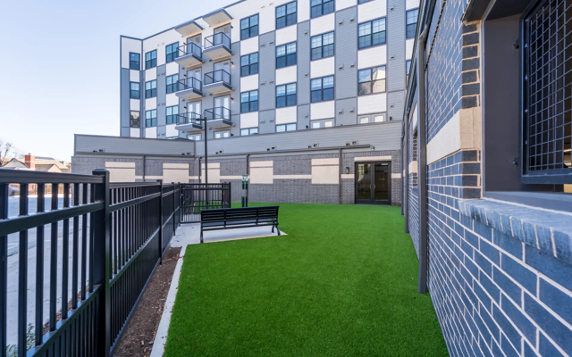 Austin Condo: 415 E Highland Mall Blvd