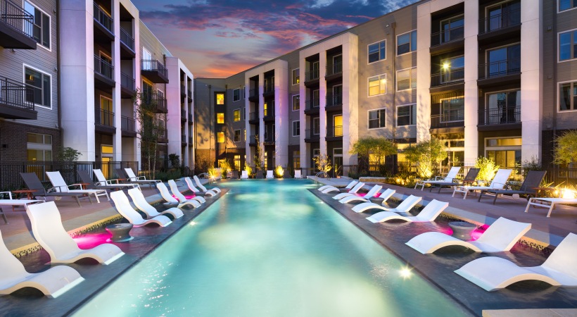 Austin Condo: 800 Sugaree Ave