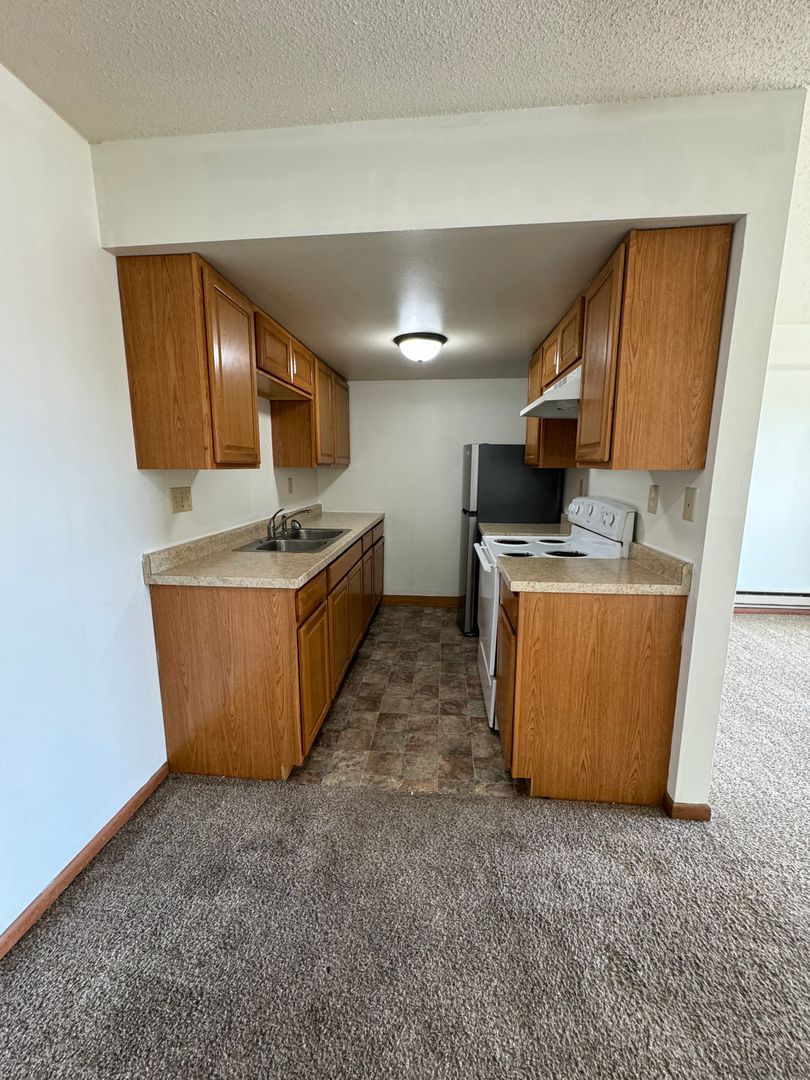BARABOO Apartment: 201 1ST Ave