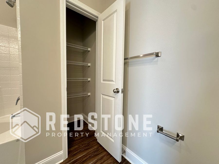 1020 S. Williamson Ave Apt 302, Burlington, NC 27215 RedStone