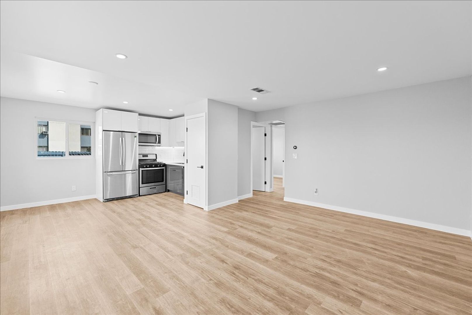 Los Angeles Condo: 941 N. Normandie Ave.