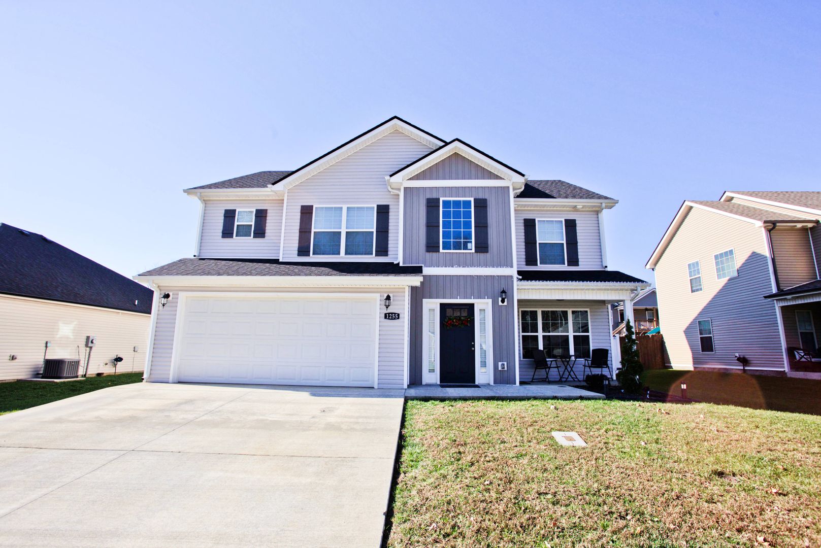 Clarksville House: 1255 Magnum Dr