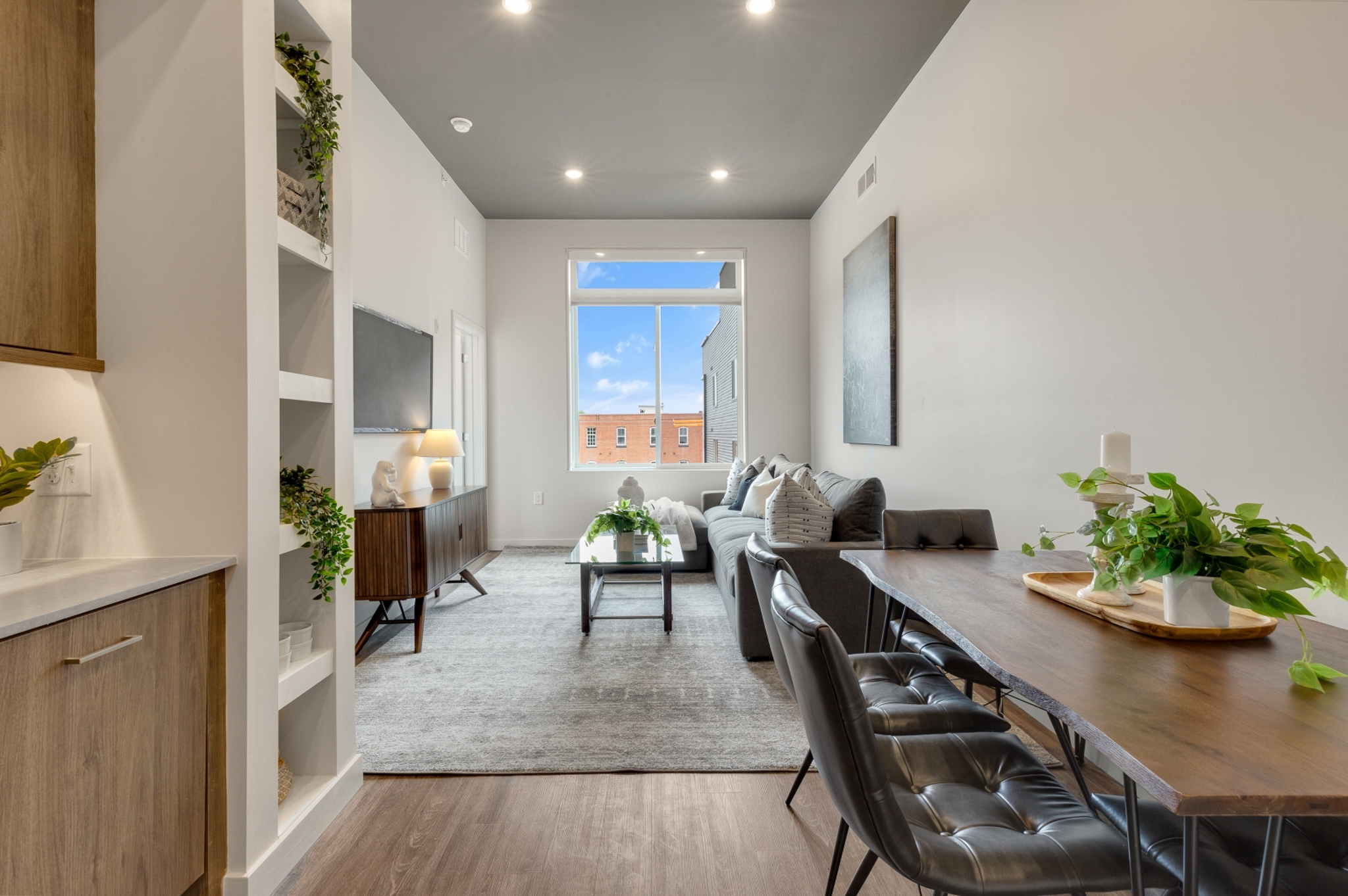 Philadelphia Apartment: 525 N 41st St