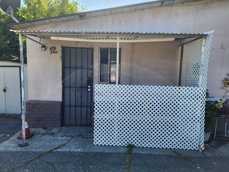 Glendora Condo: 826 E Route 66