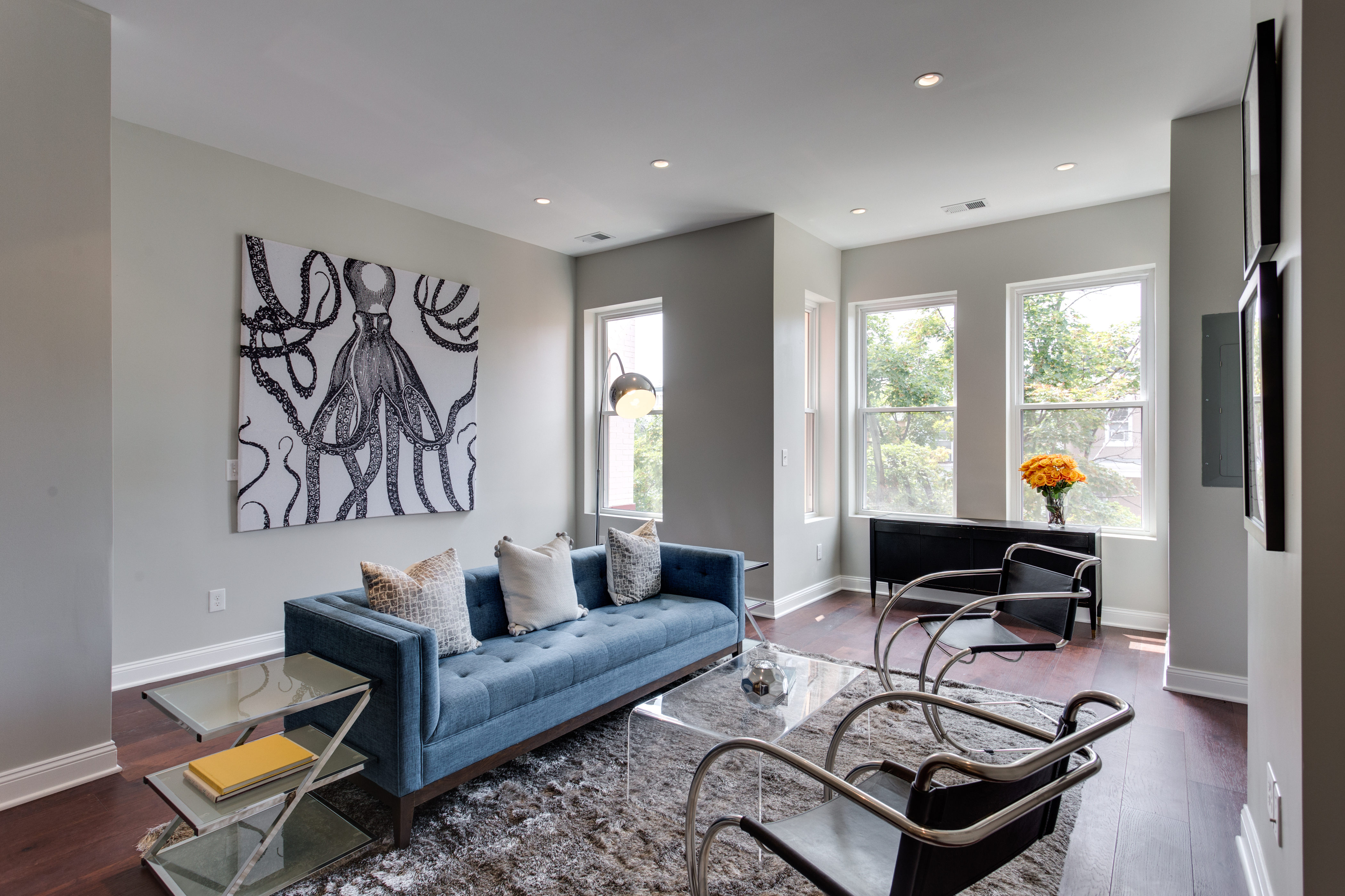 Washington House: 61 N St NW