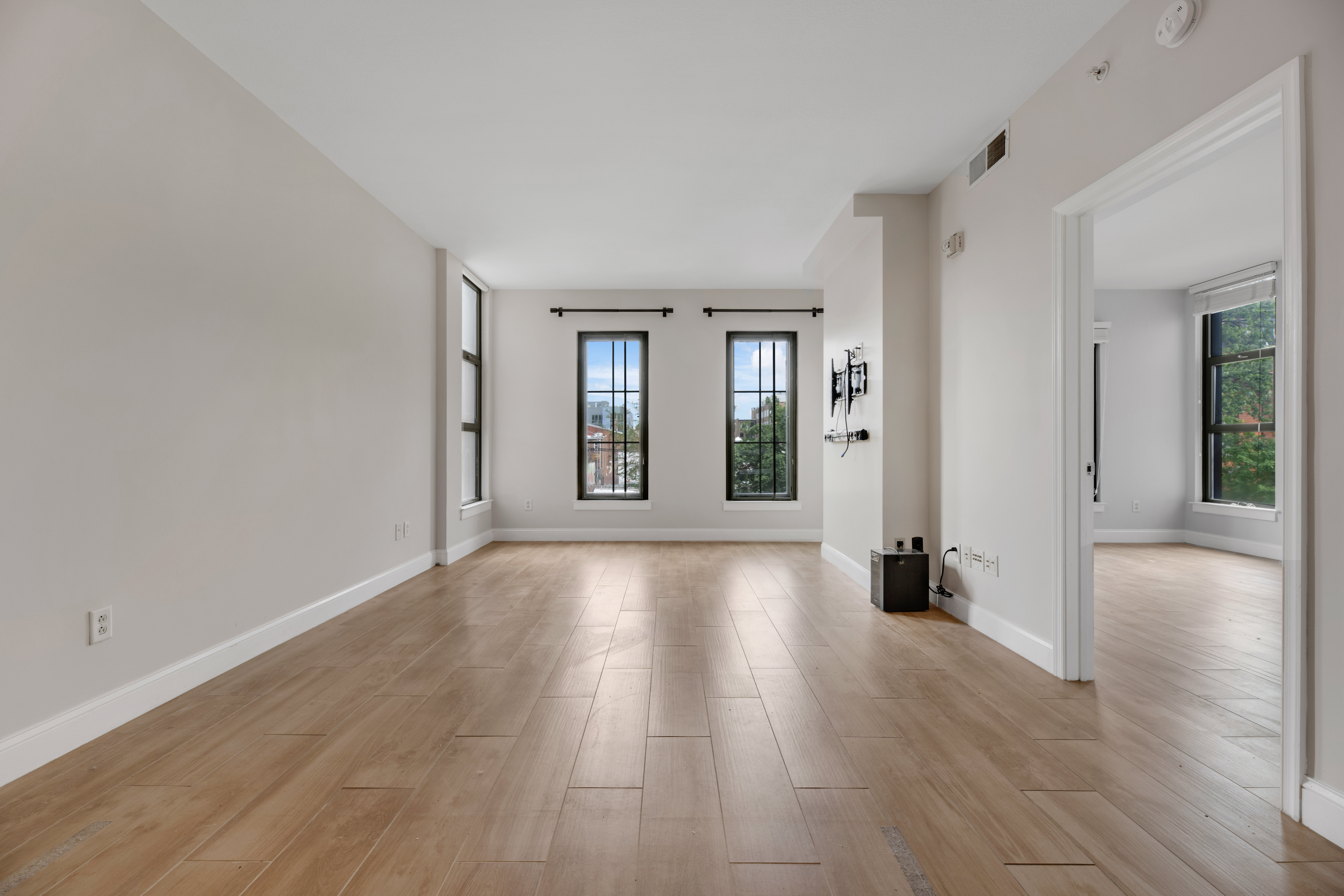 Washington Condo: 910 M St NW