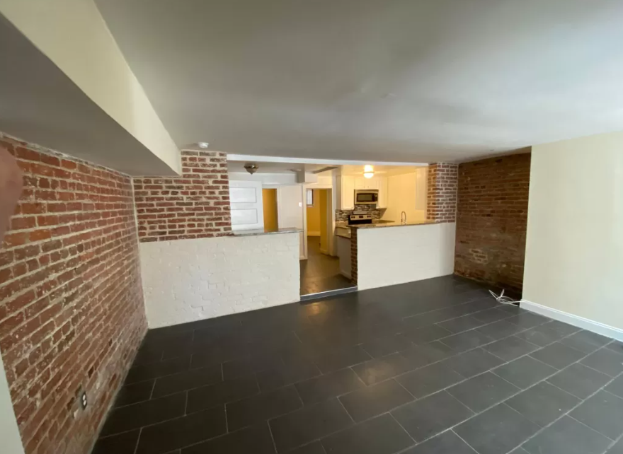 Washington House: 1753 Euclid St NW Lowr