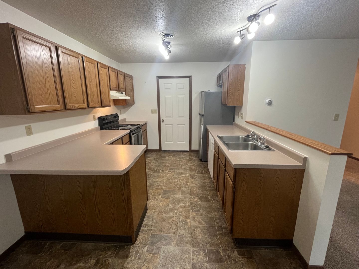 Tomah Apartment: 1101 Grandview Ave