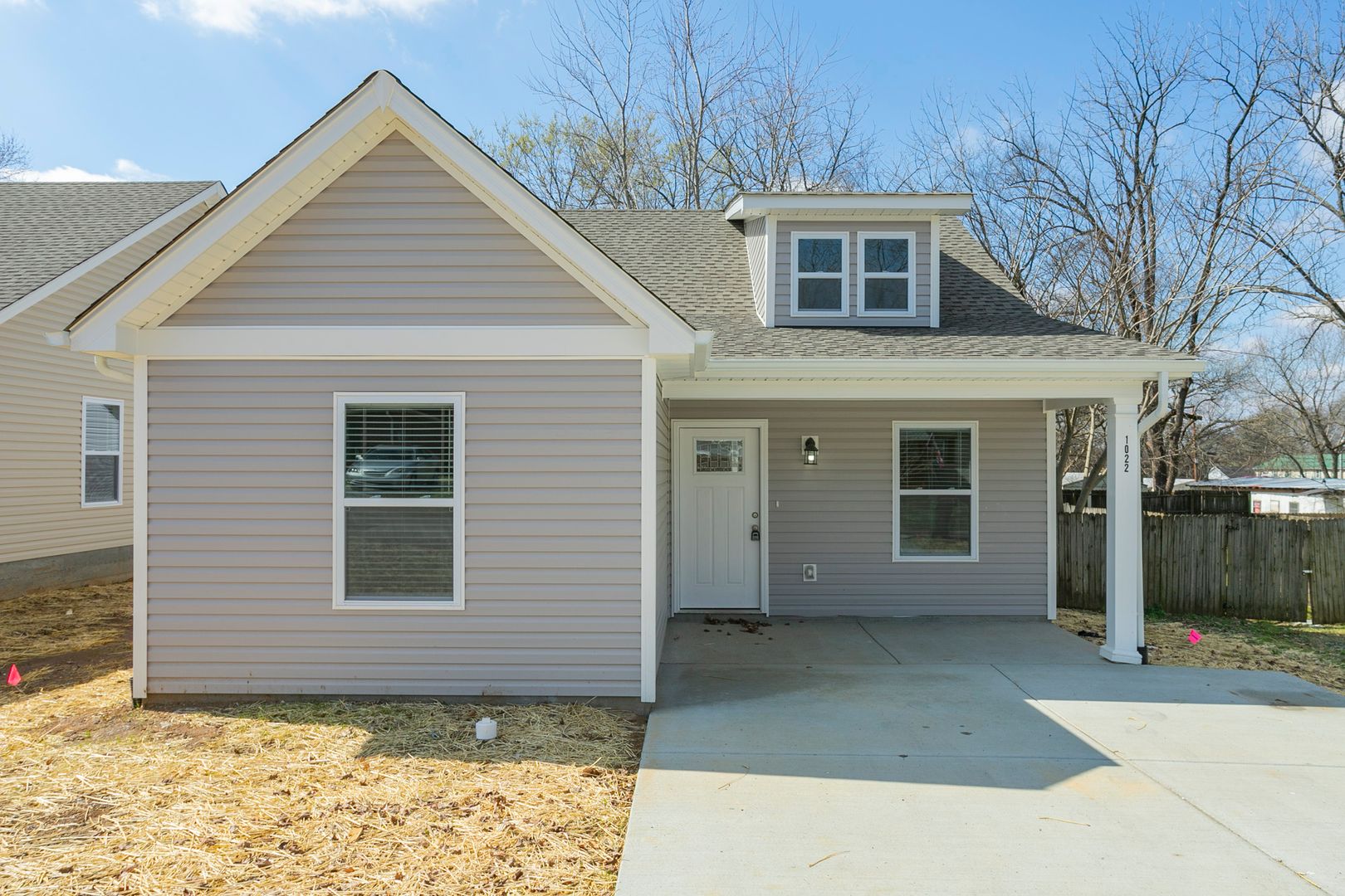 Gallatin House: 1022 Bales St