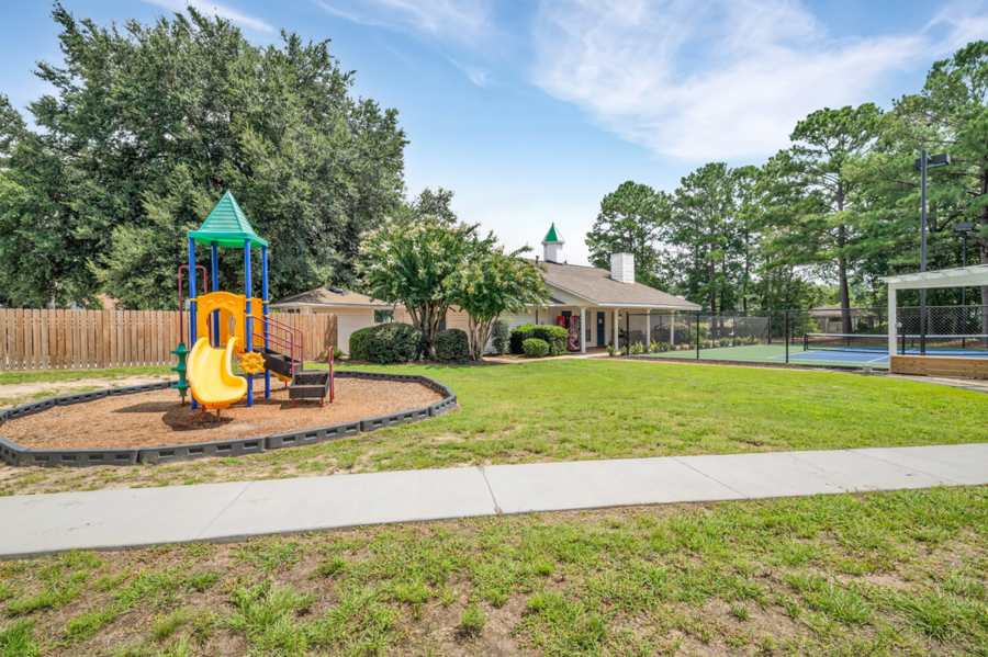 1 St. Blvd 208, Savannah, GA 31419 Stintino Management