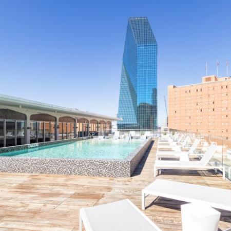 Dallas Condo: 413 N Akard St