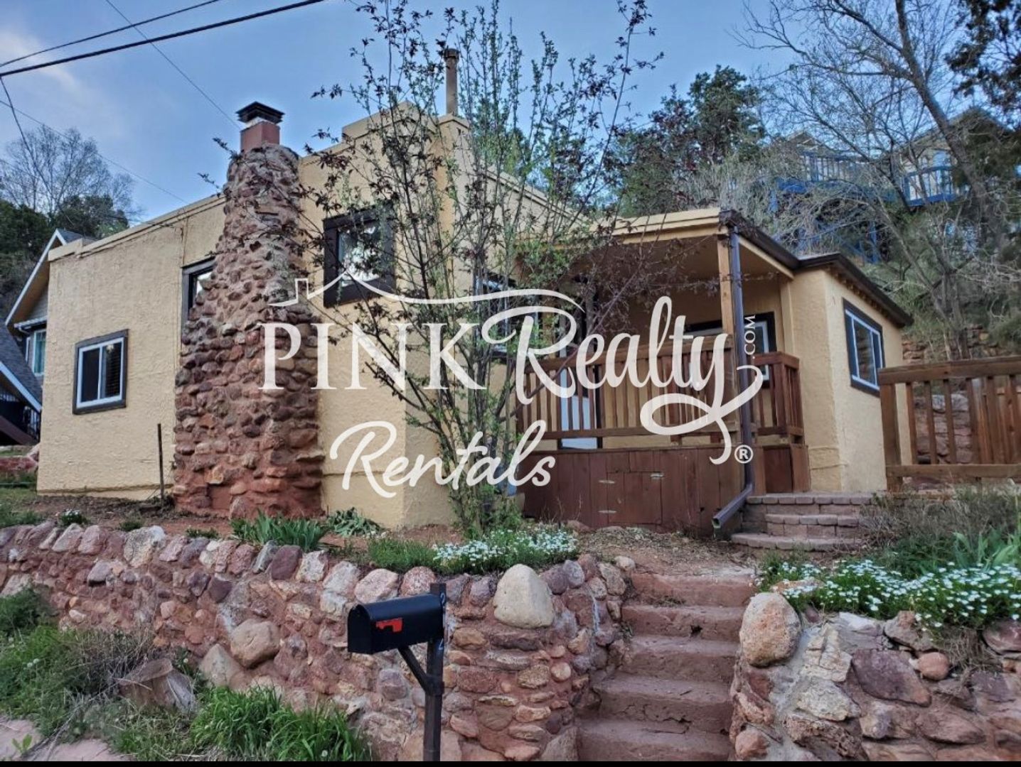 Manitou Springs House: 202 Illinois Ave