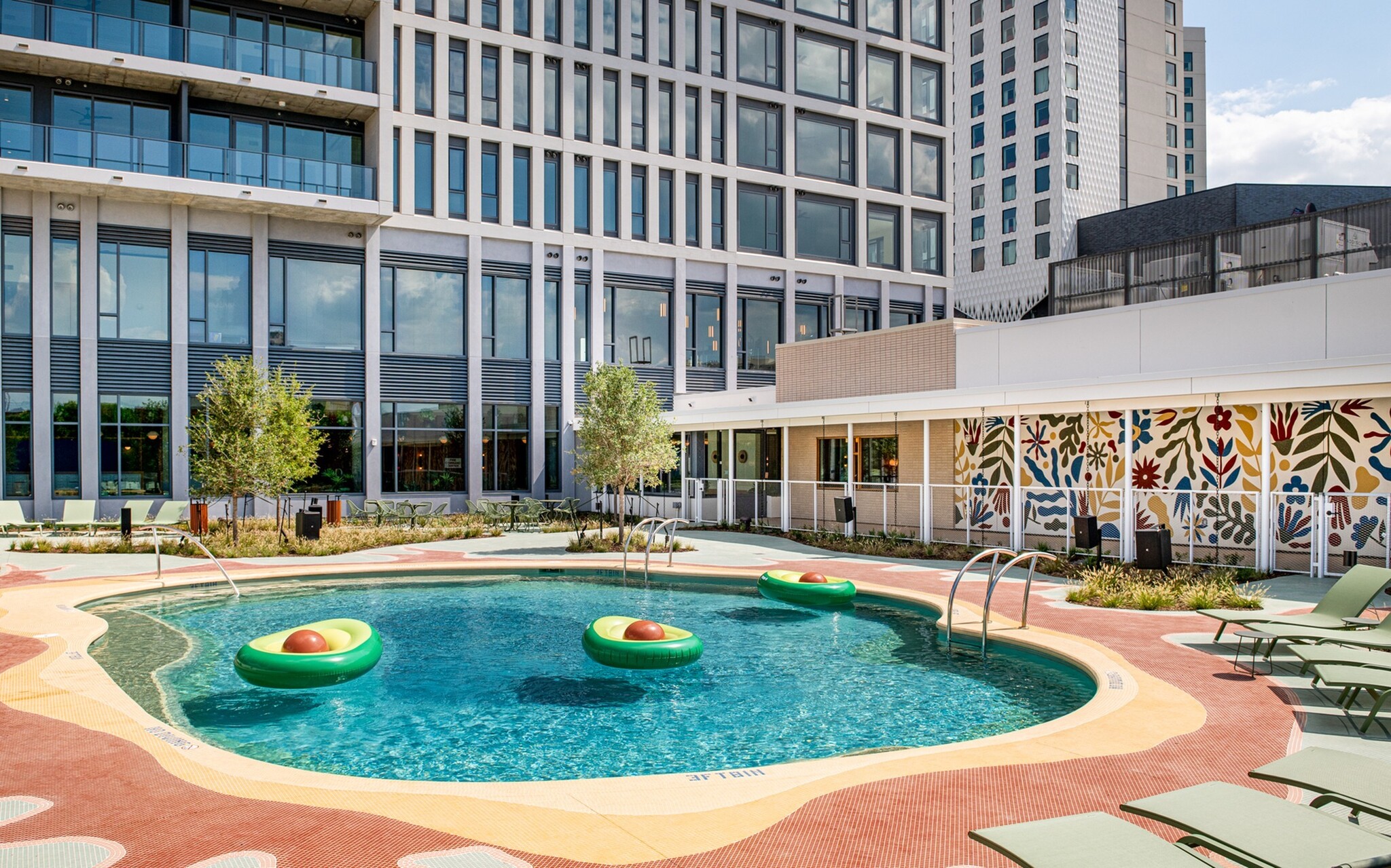 Dallas Condo: 1932 Hi Line Dr