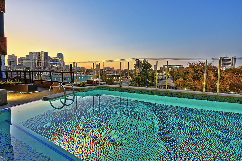 Dallas Condo: 2902 Canton St