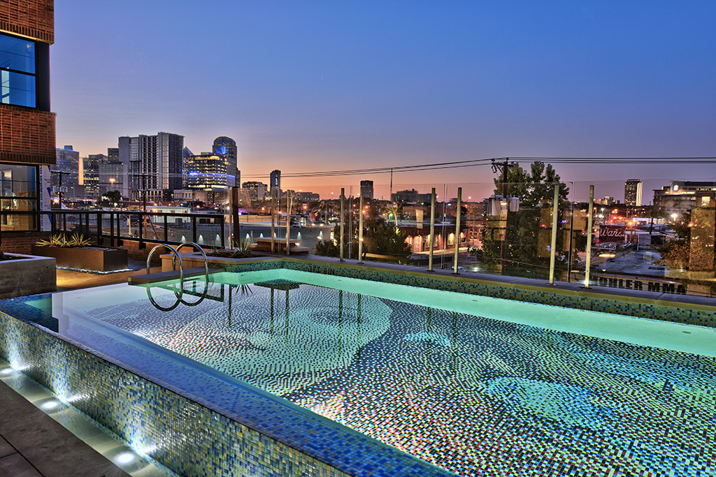 Dallas Condo: 2902 Canton St