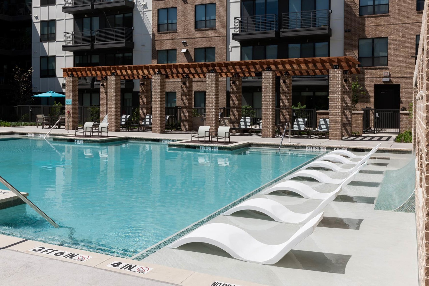 Dallas Condo: 1112 South Cesar Chavez Blvd