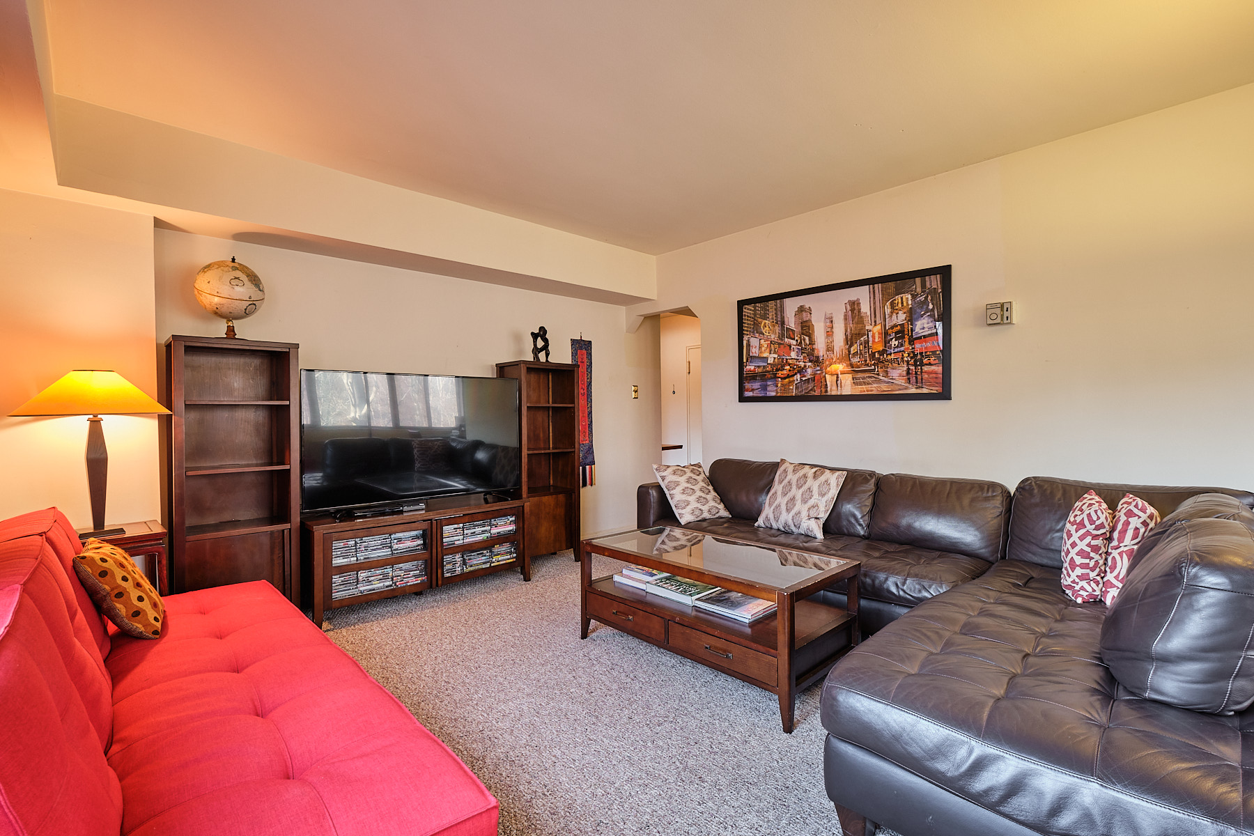 Washington Condo: 3701 Connecticut Ave NW