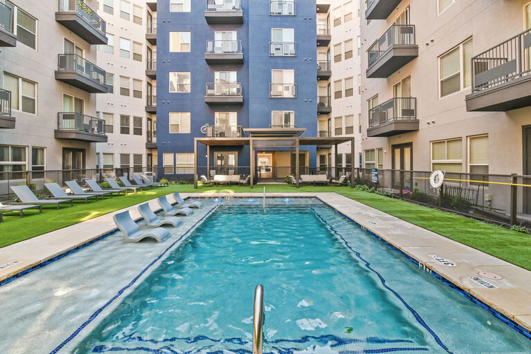 Dallas Condo: 2661 N Haskell Ave