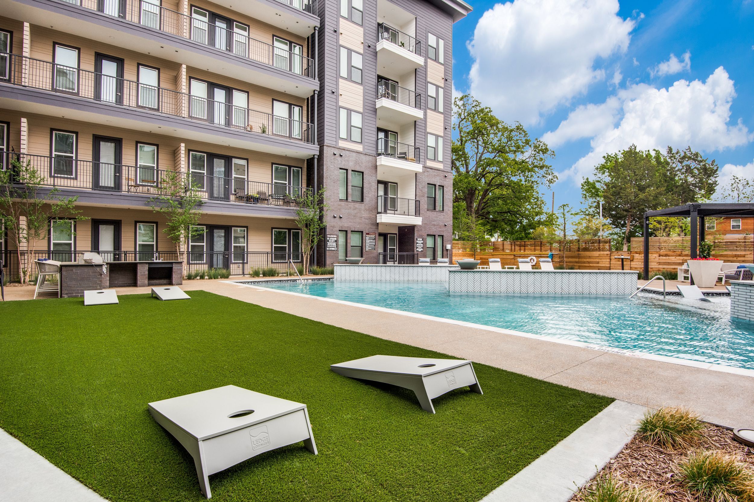 Dallas Condo: 2780 N Carroll Ave