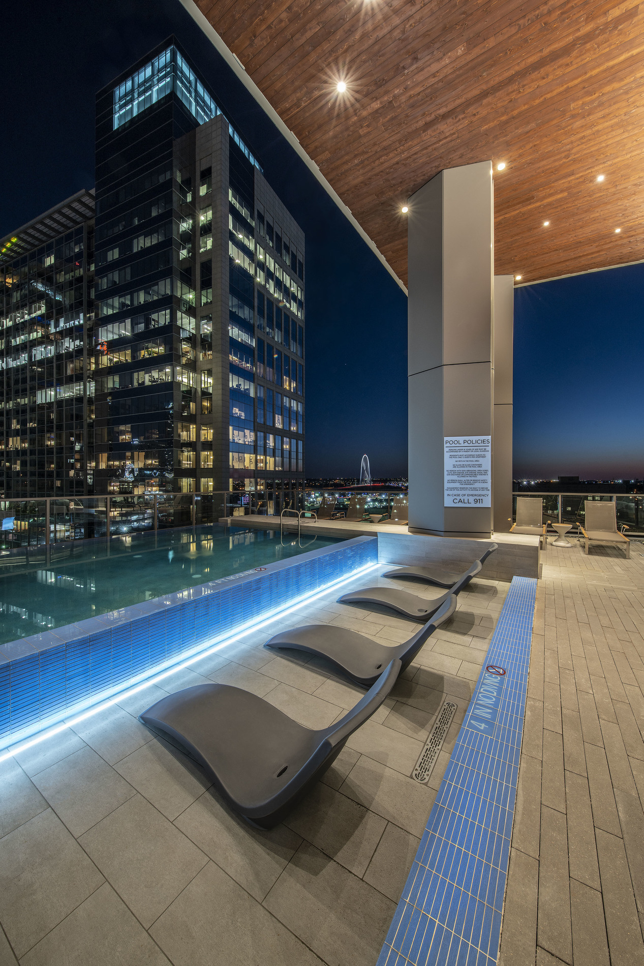 Dallas Condo: 2373 Victory Ave