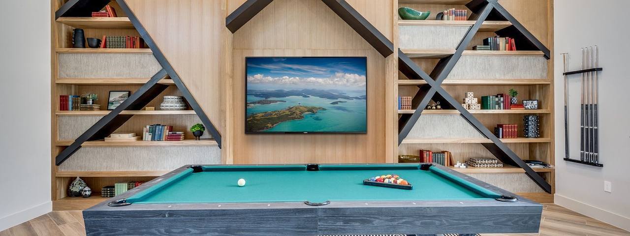 Dallas Condo: 5503 Denton Dr Cut Off