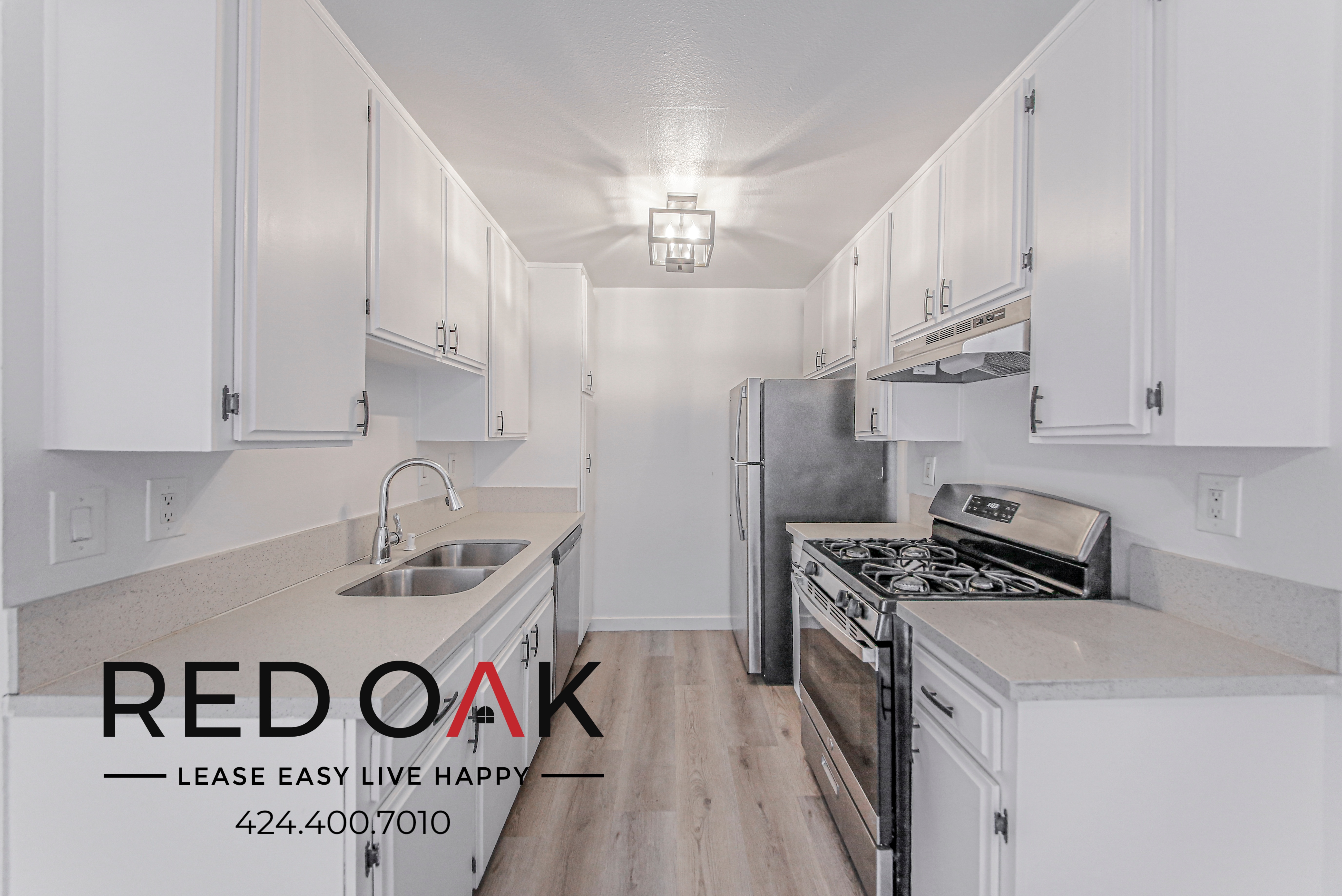 North Hollywood Apartment: 11817 Victory Blvd