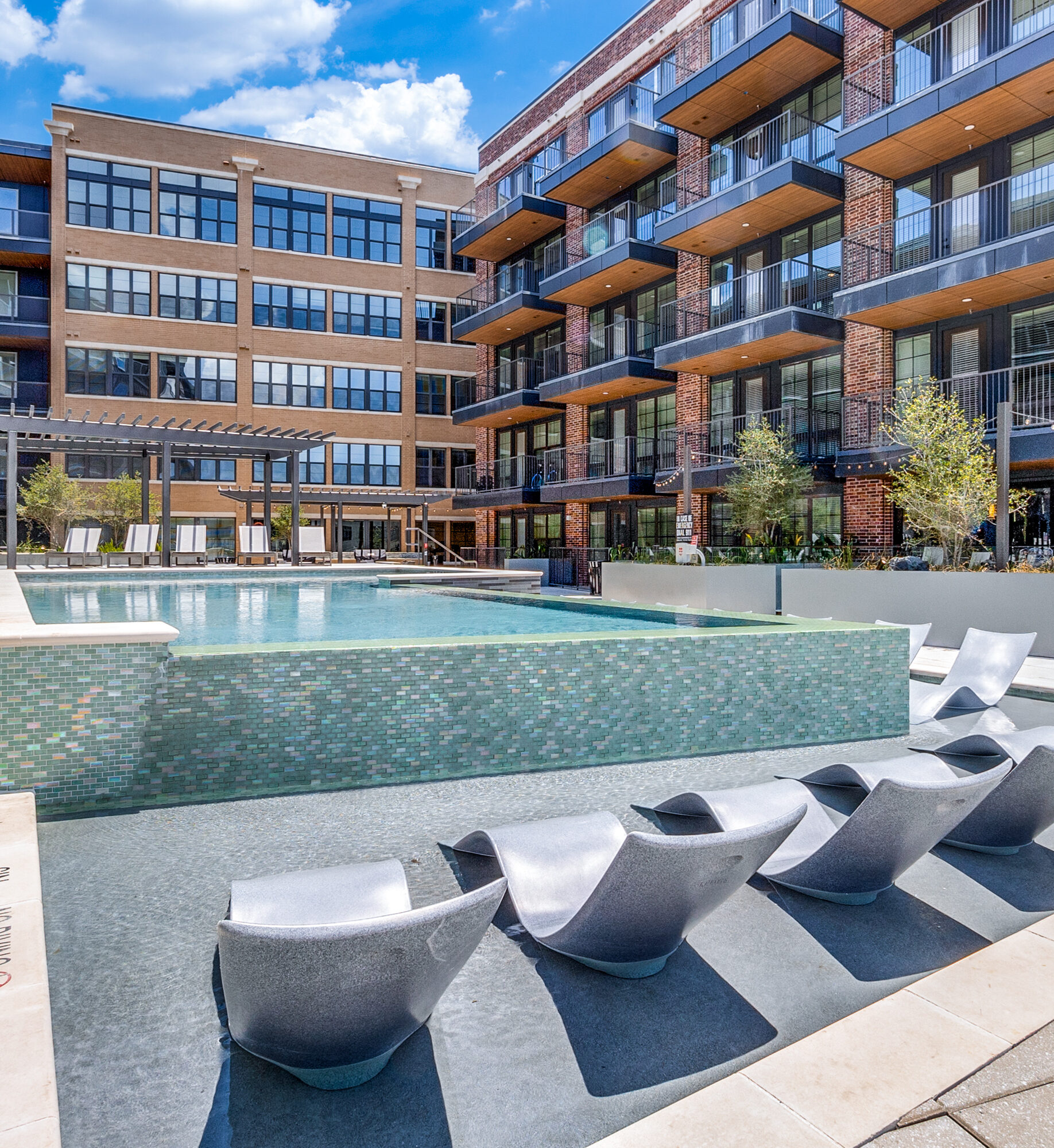 Dallas Condo: 3901 Commerce St