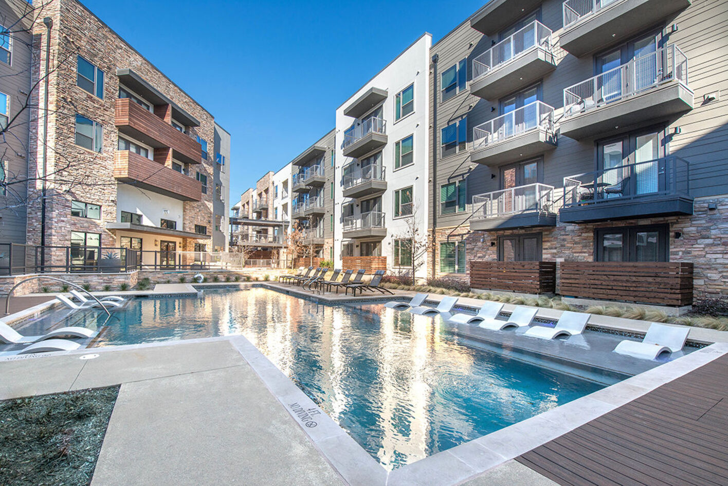 Dallas Condo: 2925 Lucas Dr