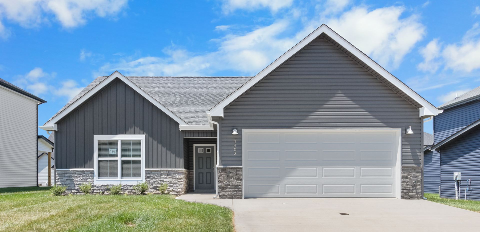 Clarksville House: 1402 Dan Brown Dr