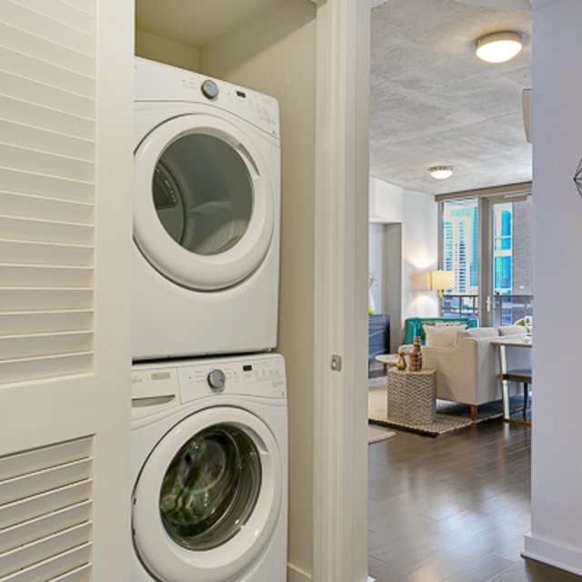 Dallas Condo: 1700 Payne St