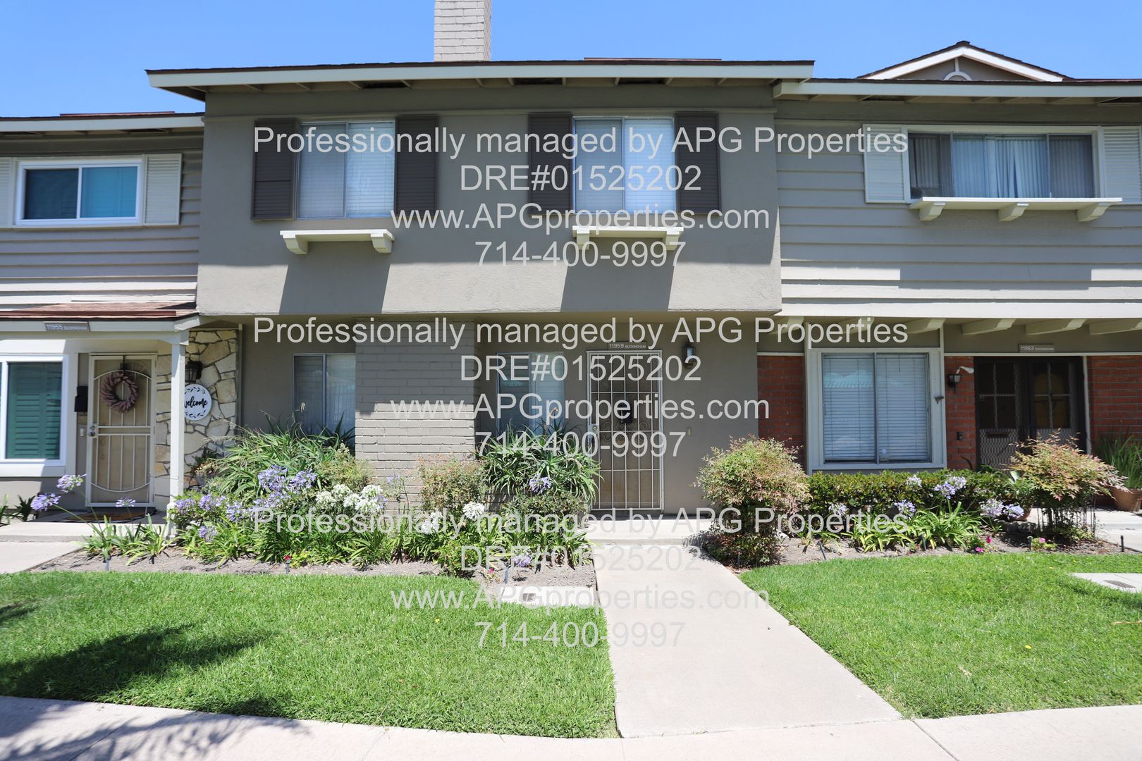 Garden Grove House: 11959 Buckingham Cir