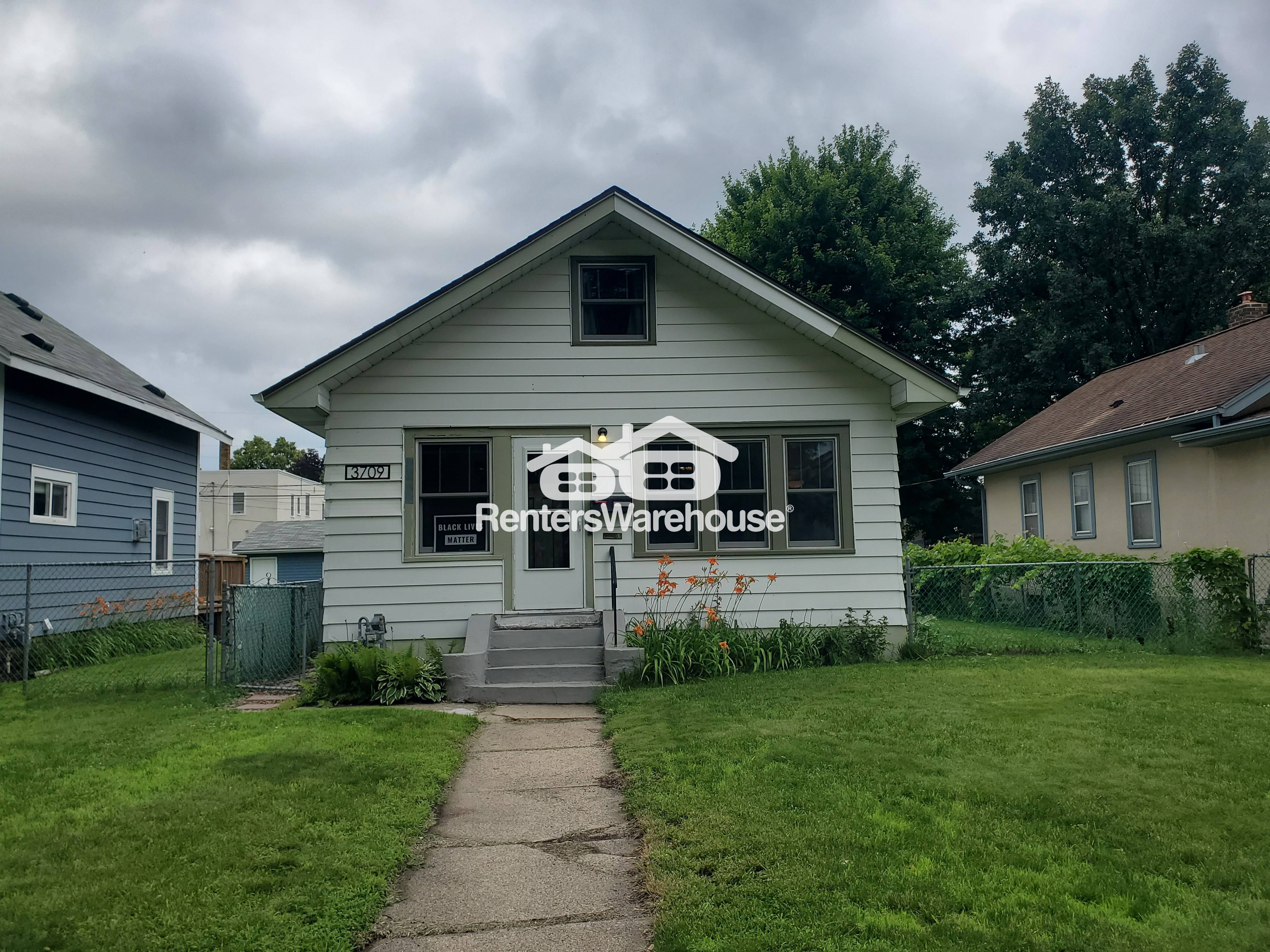 Minneapolis House: 3709 41st Ave S