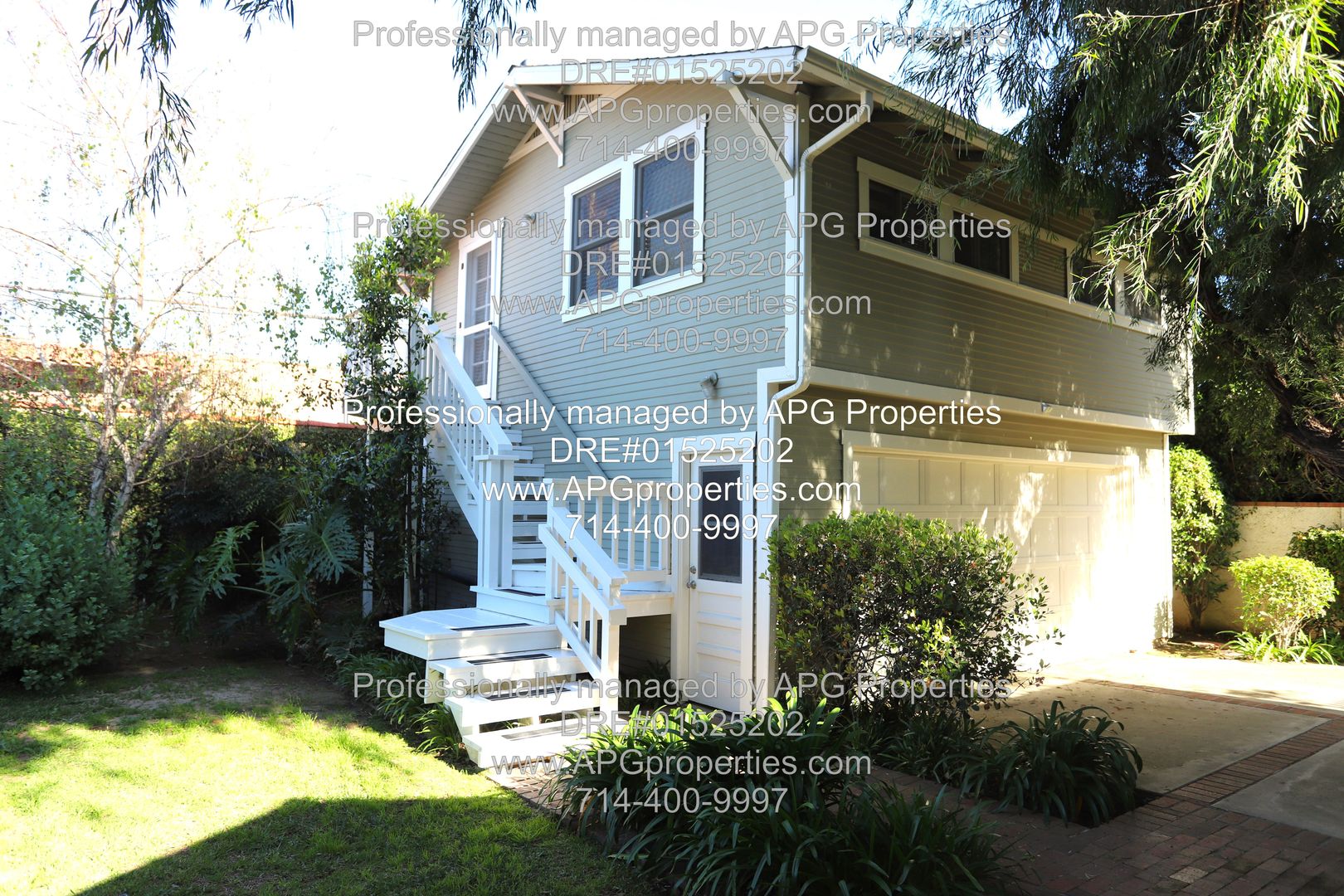 Tustin Condo: 163 N A St