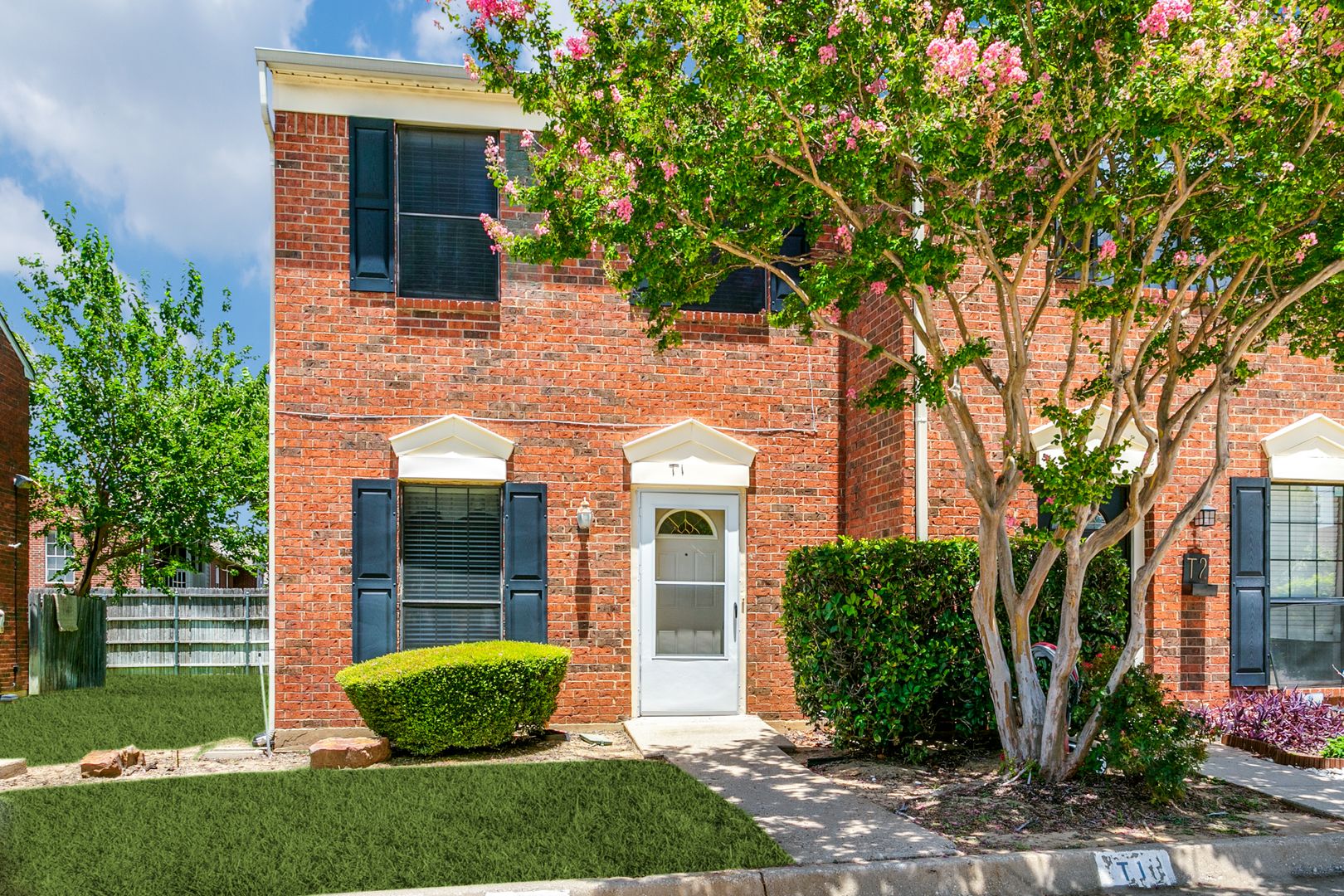 Coppell House: 238 Samuel 1T