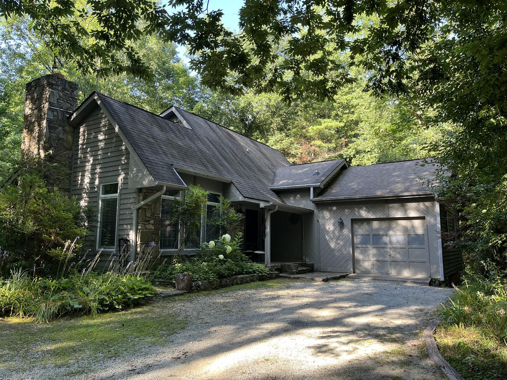 Zirconia House: 487 Riverwood Drive