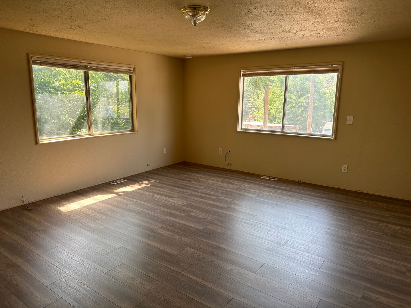 Nampa Condo: 207 20th Ave. S.