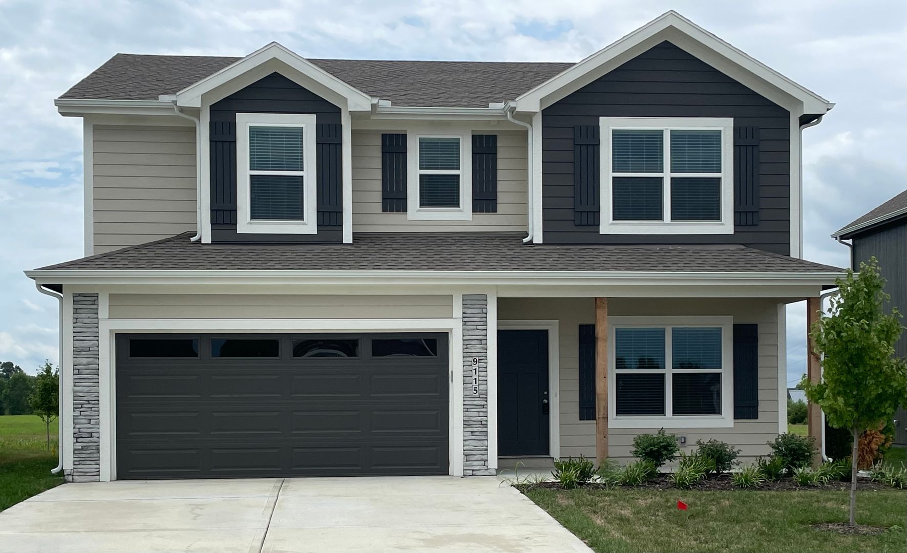 Blue Springs House: 9115 SW 2nd St