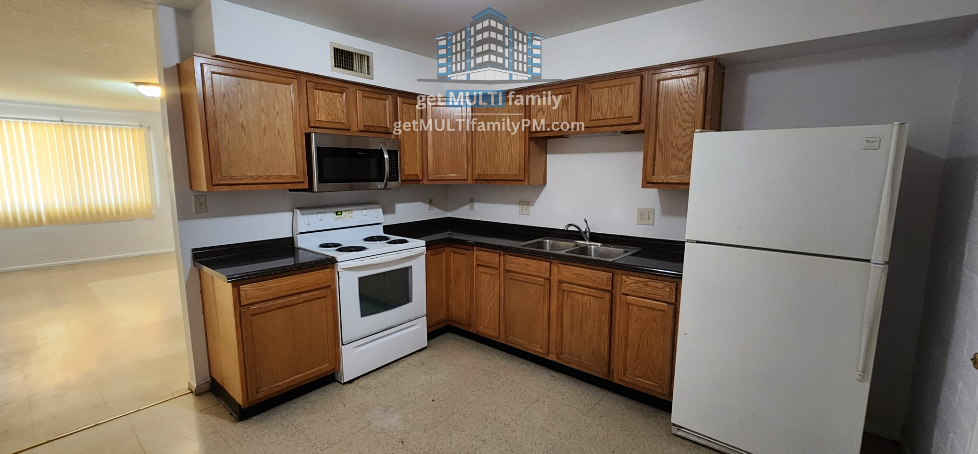 Phoenix Condo: 10044 N 18th Ave
