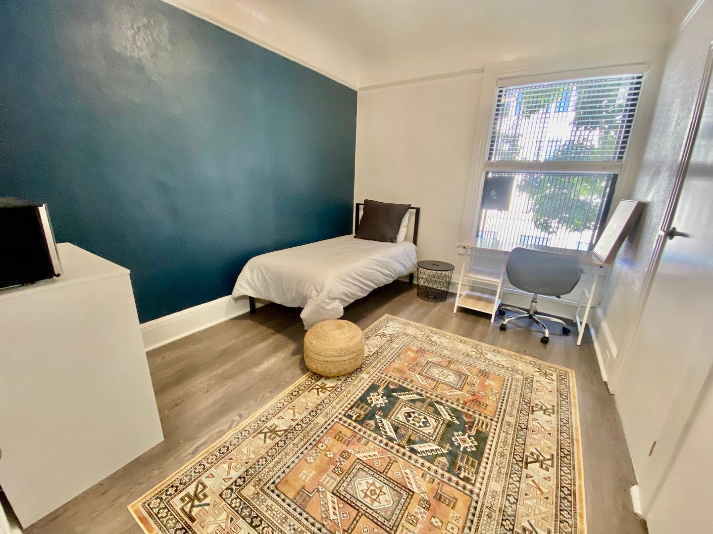 San Francisco Apartment: 1010 Bush St