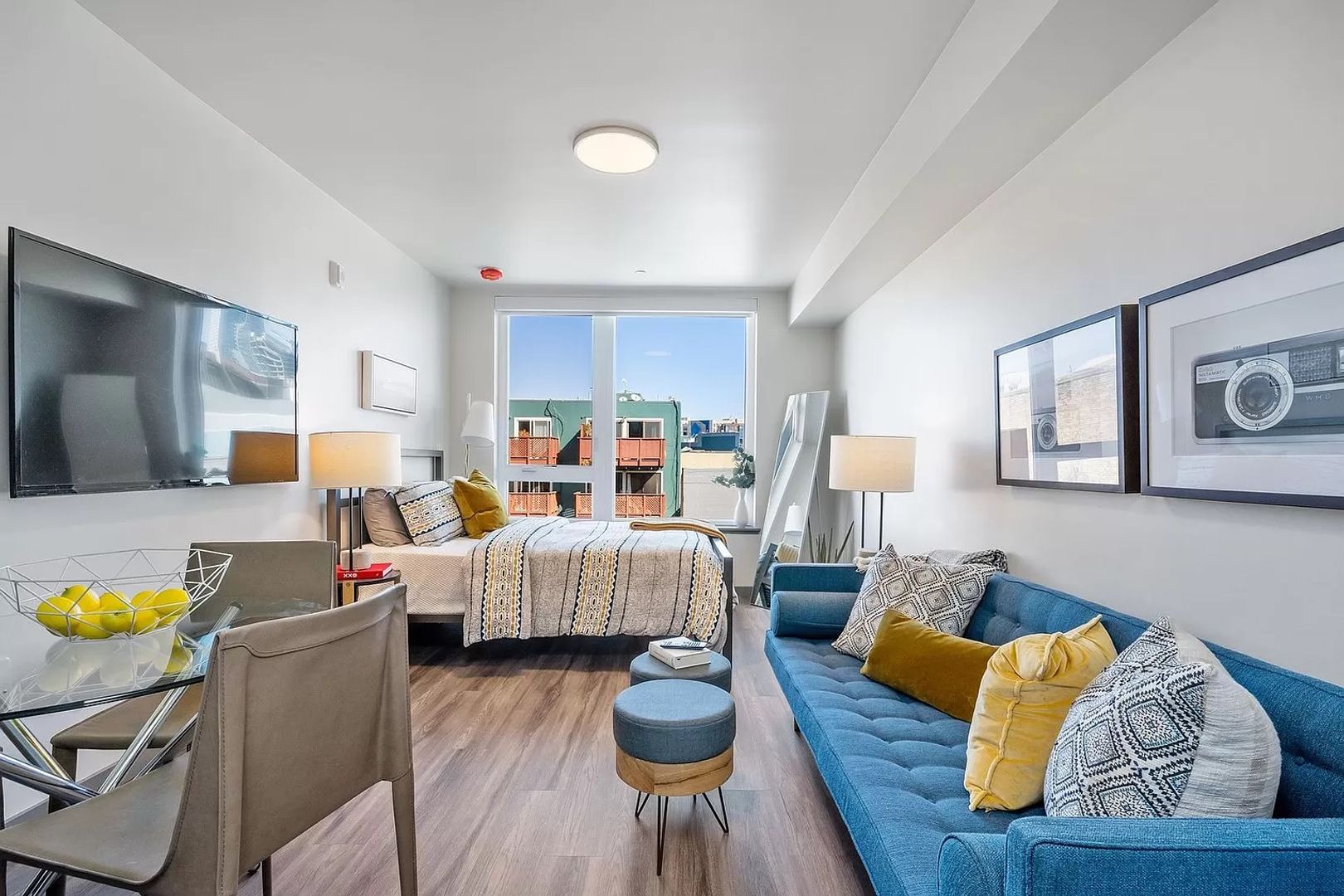 San Francisco Apartment: 235 Valencia St