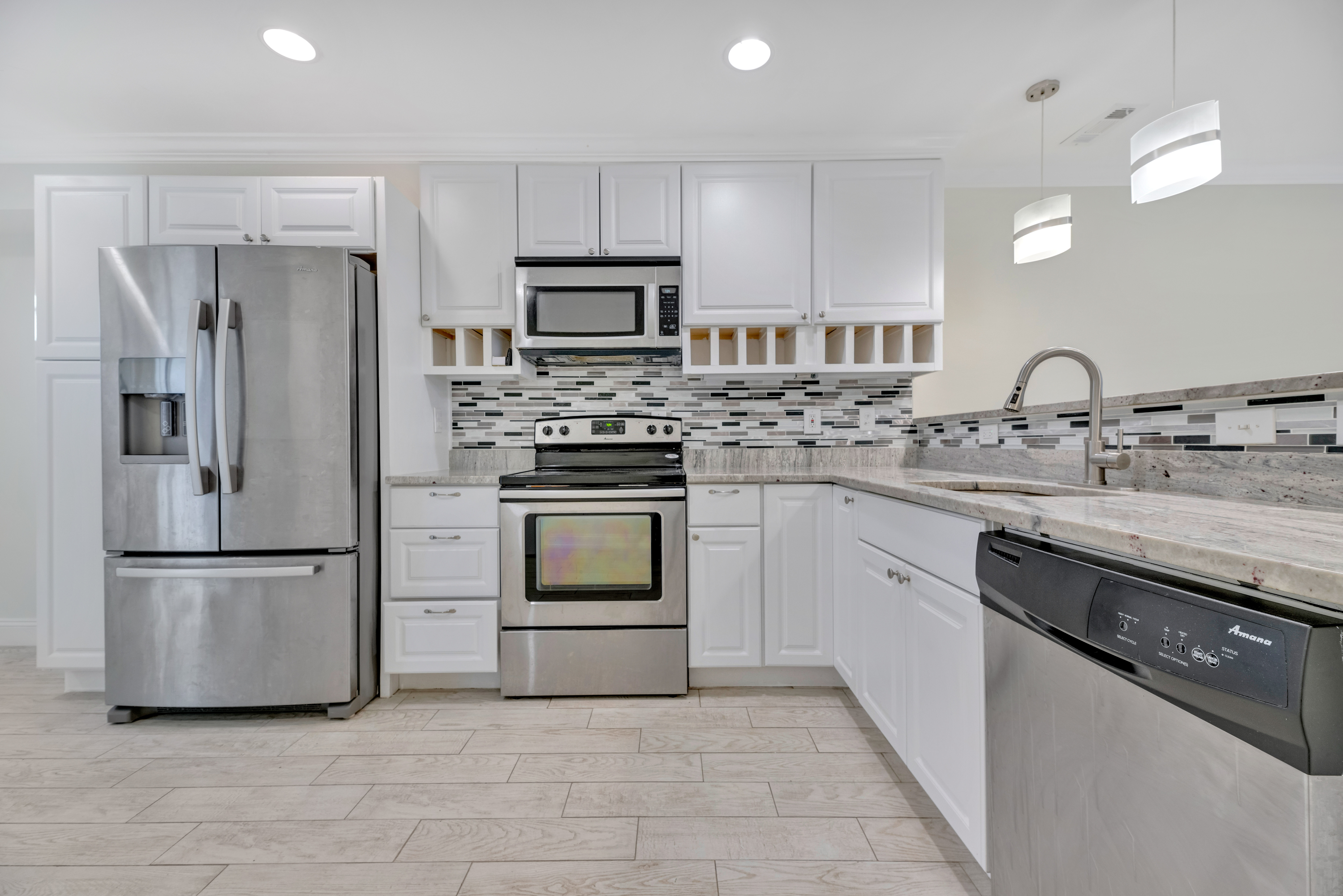 Washington Condo: 3566 11th St NW
